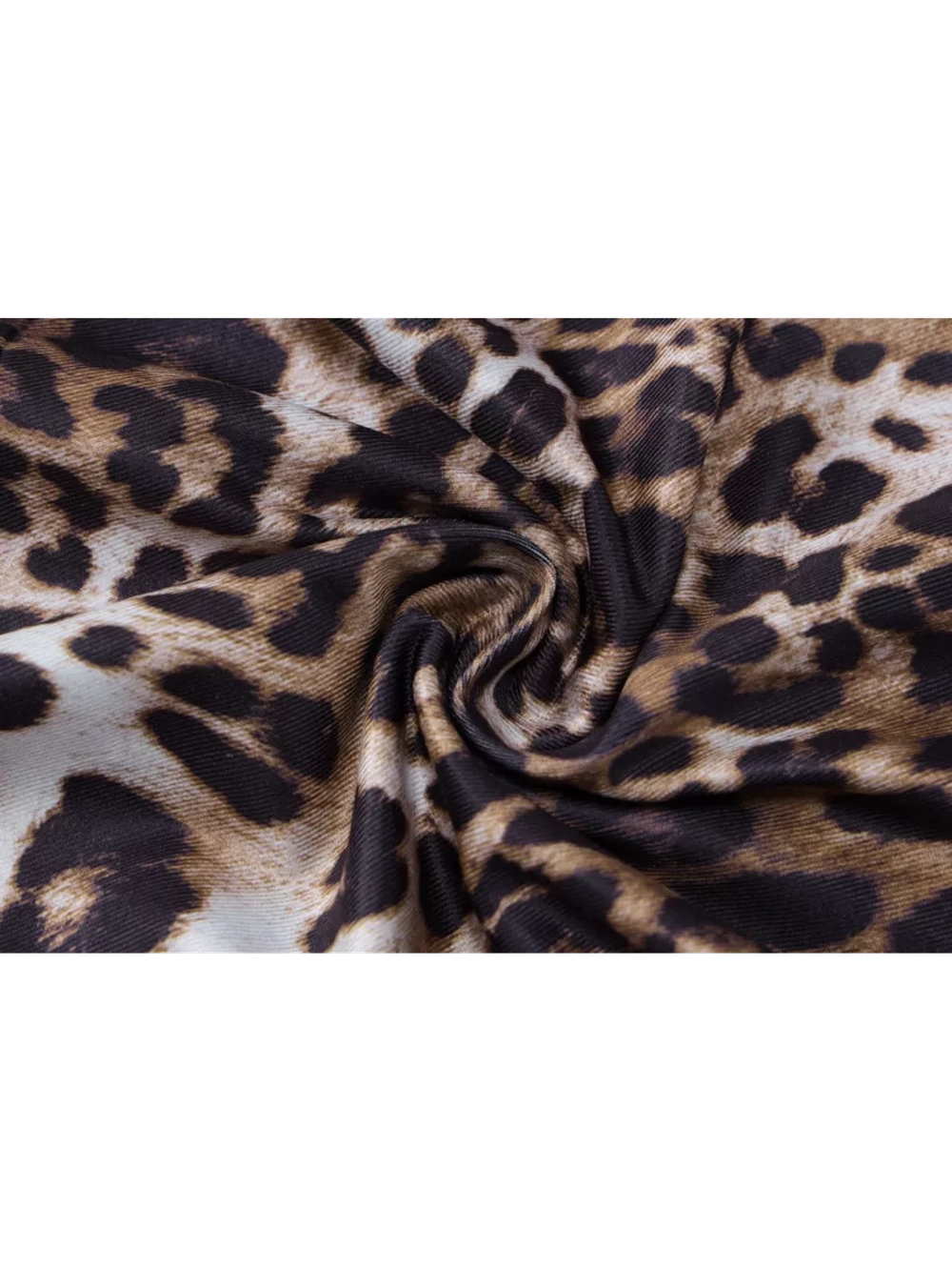 Костюм вечерний леопардовый