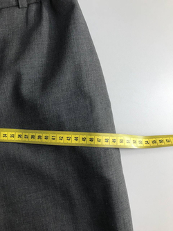 Брюки в классическом дизайне, визуально 44 размер