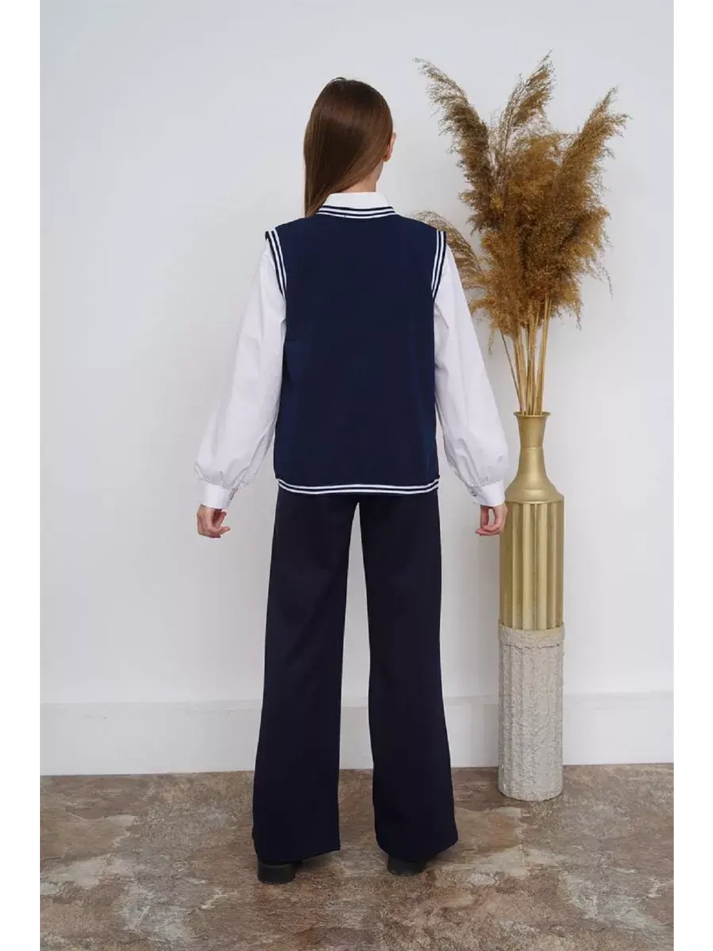 Жилетка школьная универсальная