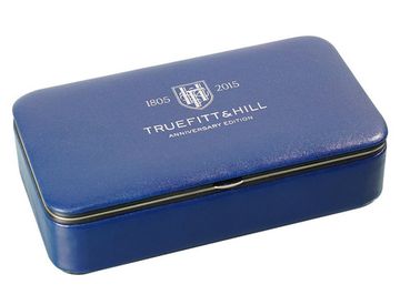 МАНИКЮРНЫЙ НАБОР ДЛЯ ПУТЕШЕСТВИЙ В ЧЕСТЬ 210-ЛЕТИЯ СИНИЙ T&H