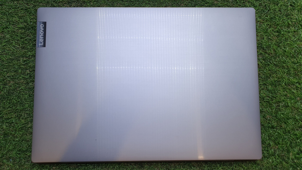 Ноутбук Lenovo i3-8/4Gb/FHD