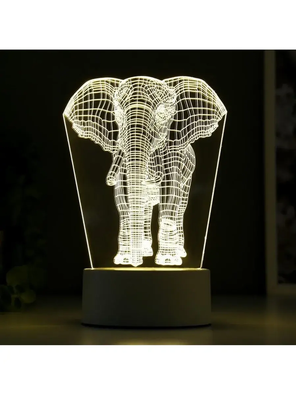 Светильник «Слон» LED белый от сети 9.5×12.5×19 см RISALUX
