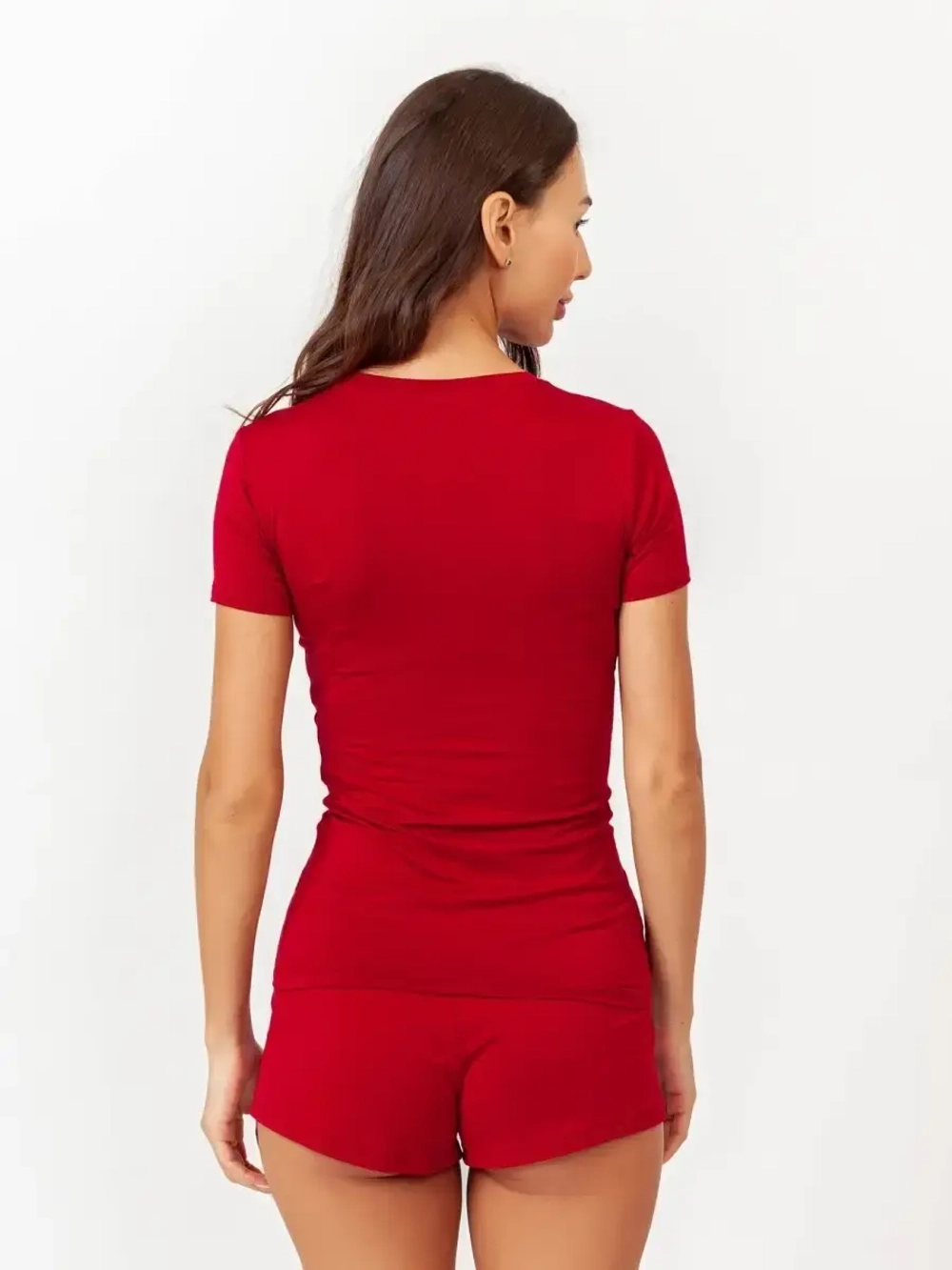 Футболка облегающая однотонная