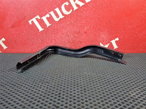 Кронштейн крыла левый