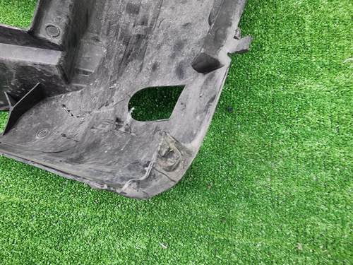 Кронштейн переднего бампера BMW M5 F90 (2020-2024)