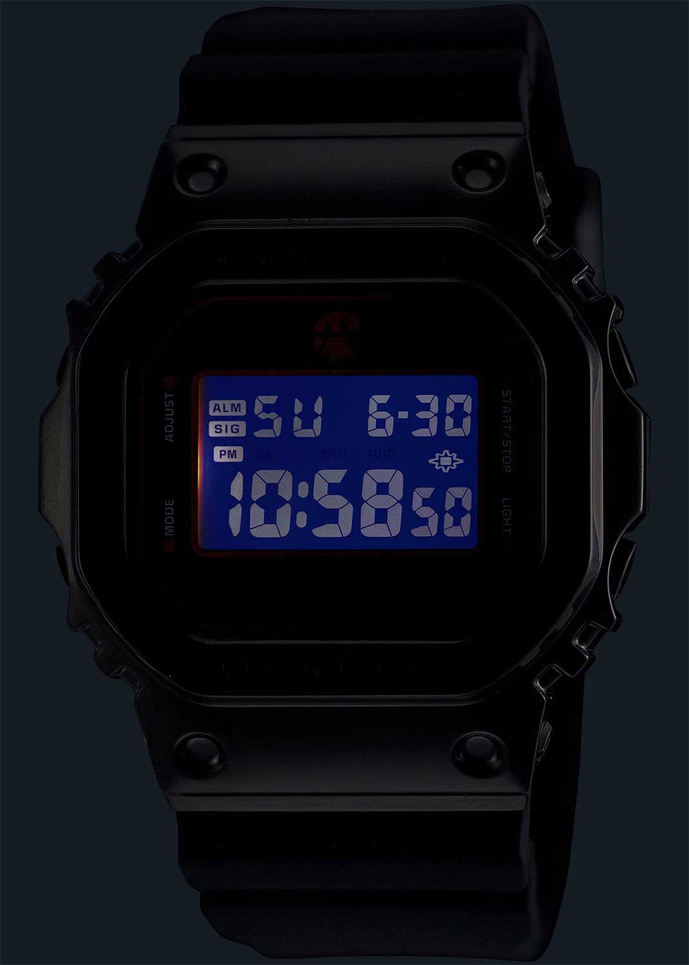 Часы Casio GM-5600RH-1