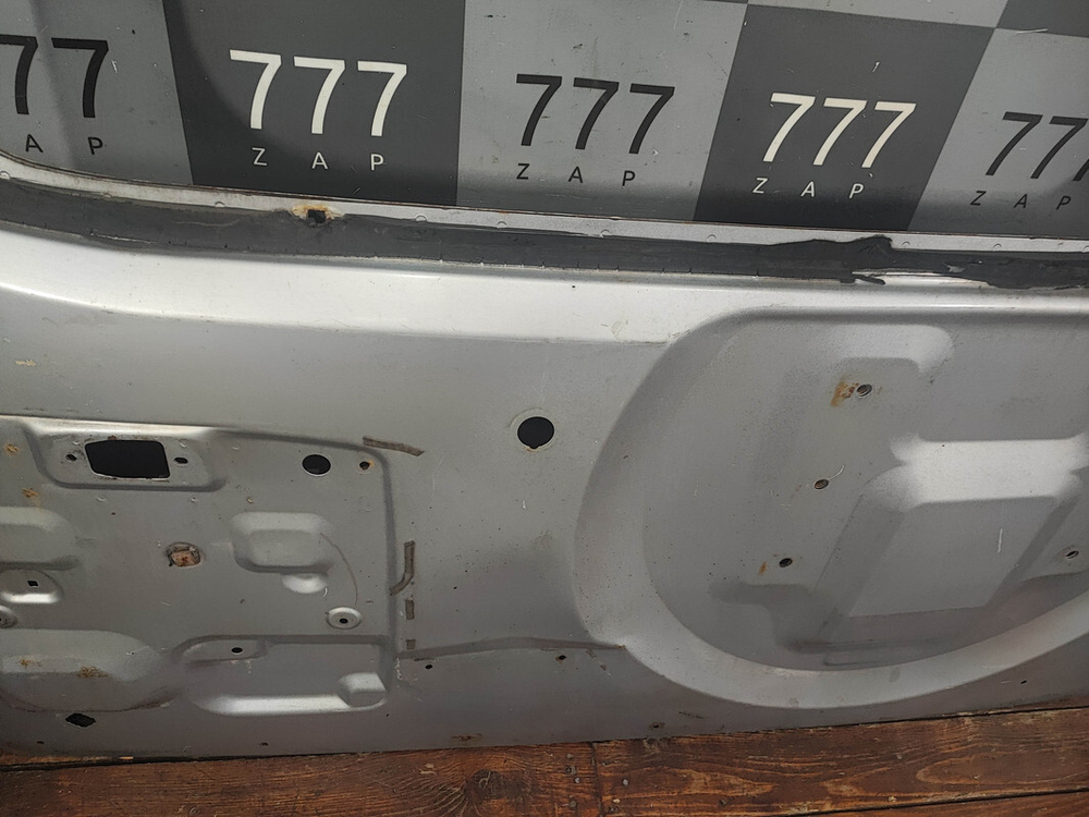 Крышка дверь багажника Mitsubishi Pajero 3 99-06 Б/У Оригинал MN186729