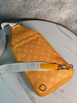 Сумка-слинг Burberry