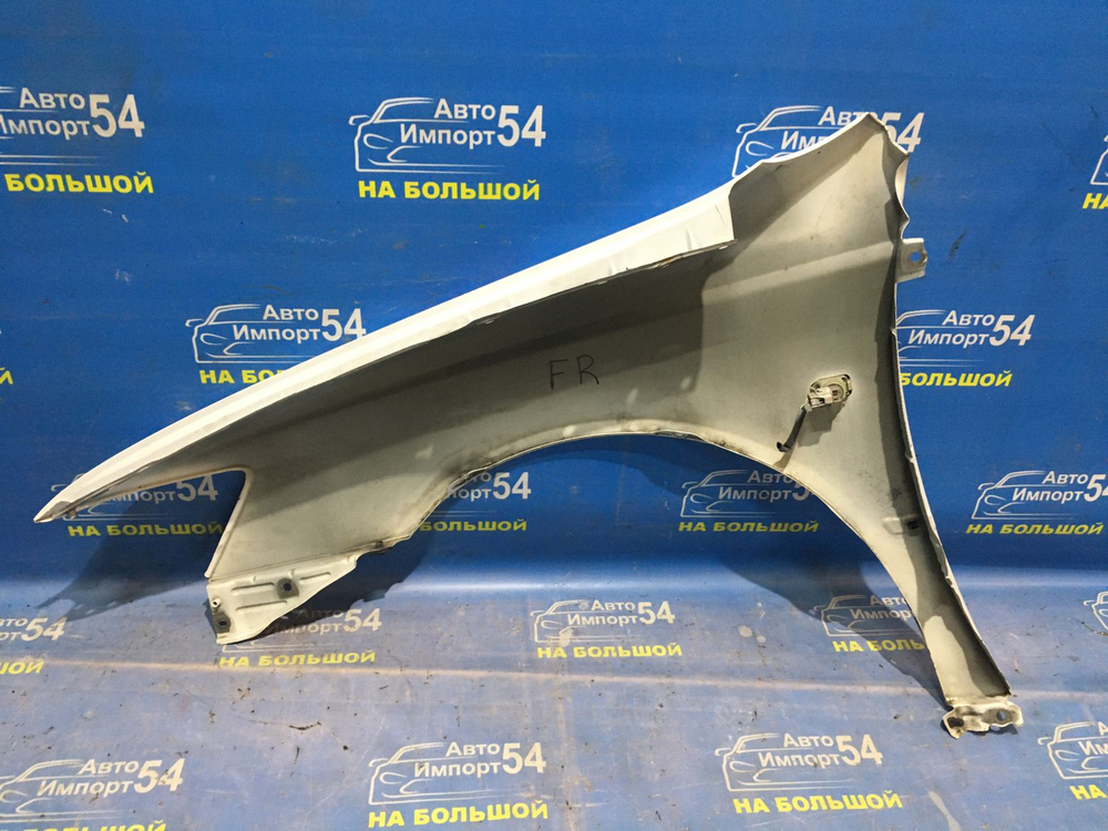 Крыло переднее правое TOYOTA VISTA 2000-2003