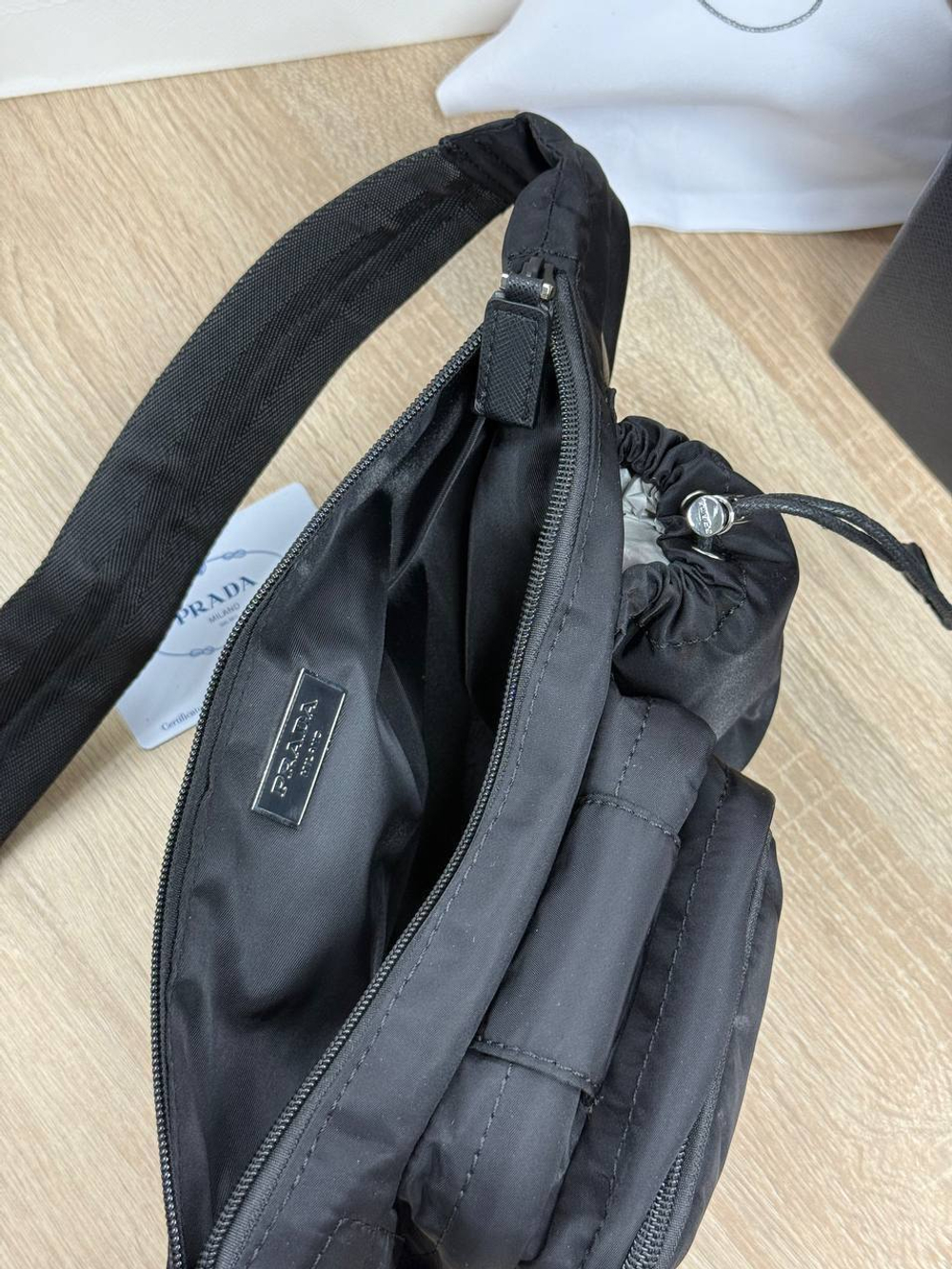 Поясная сумка Prada