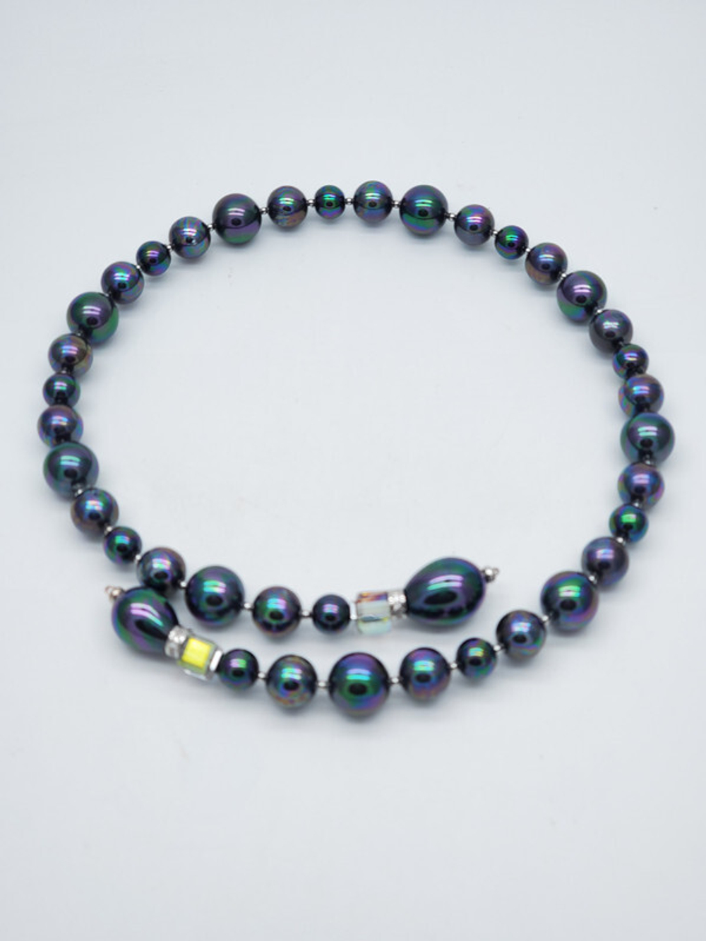 91001233 Колье SELENA PEARLS
