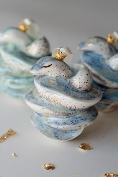 Фарфоровая елочная игрушка 