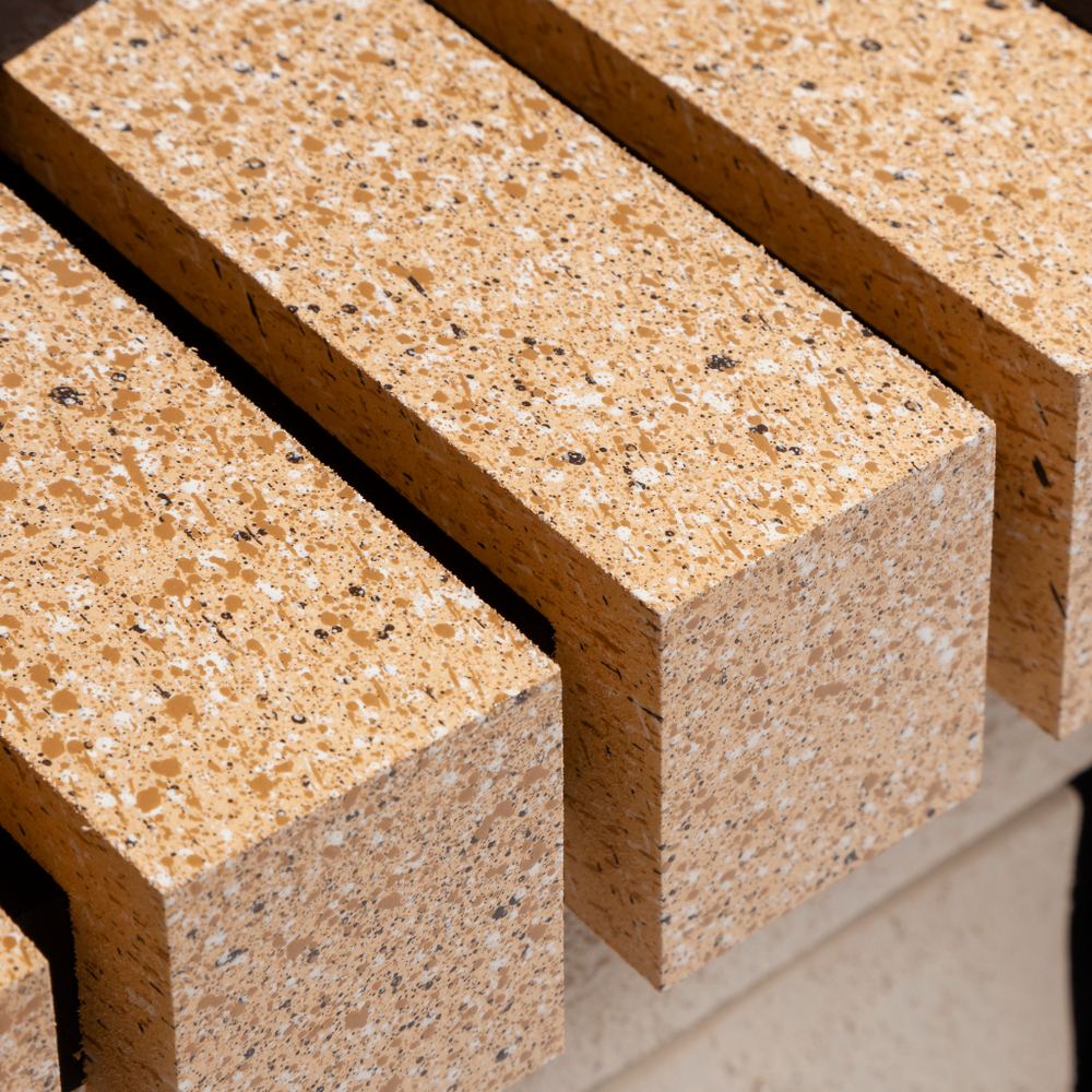 Каминокомплект Real Flame Stone Corner AO c Evrika 25,5 (угловой)