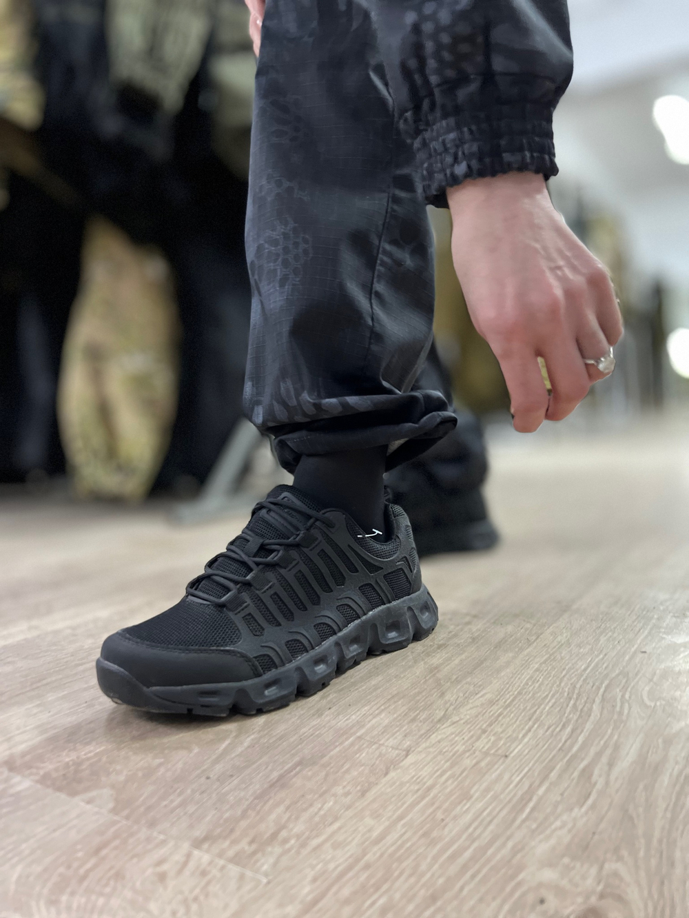 Женская горка Валькирия / весна-лето / черный питон