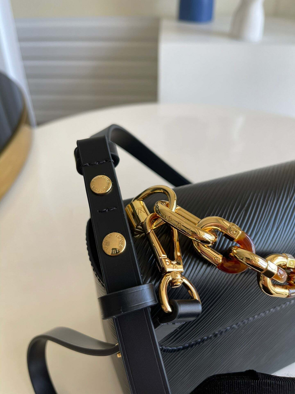 Louis Vuitton Twist MM