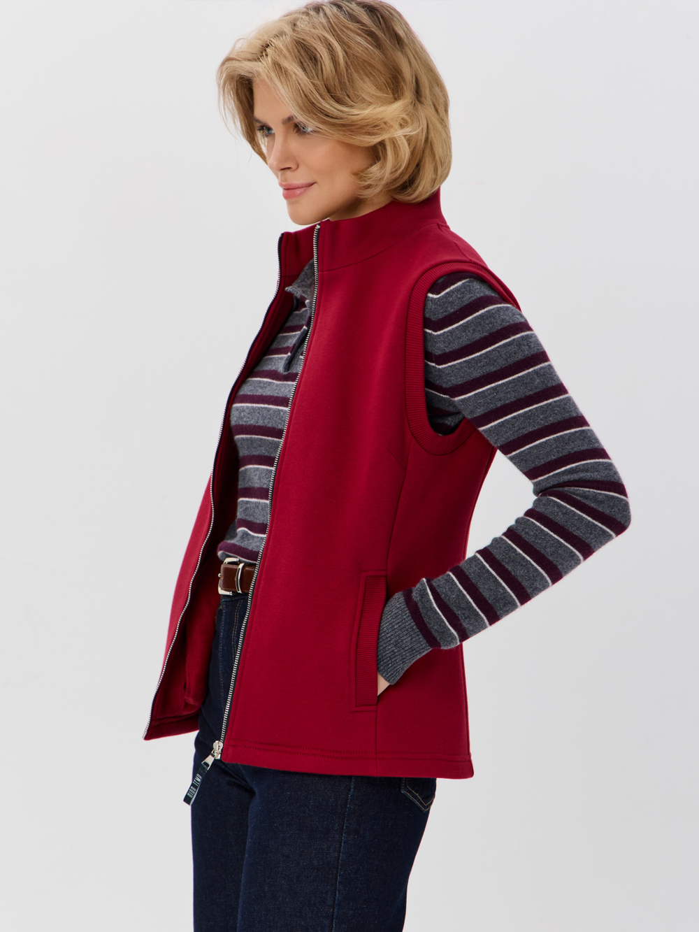 Жилет с начесом на молнии