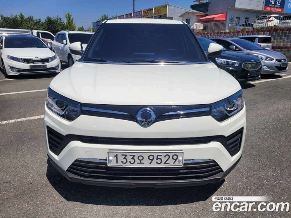 KG Mobility (Ssangyong) Very New Tivoli Бензин 1.5 2WD (05.2020)