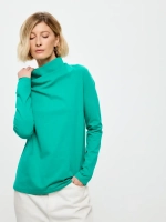 Лонгслив с цельнокроеным воротником