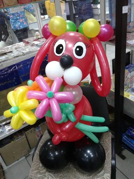 Собачка с цветами