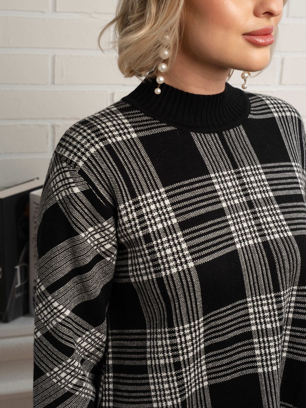 Платье Добринка (черно-белое) П15106-18М LT Collection