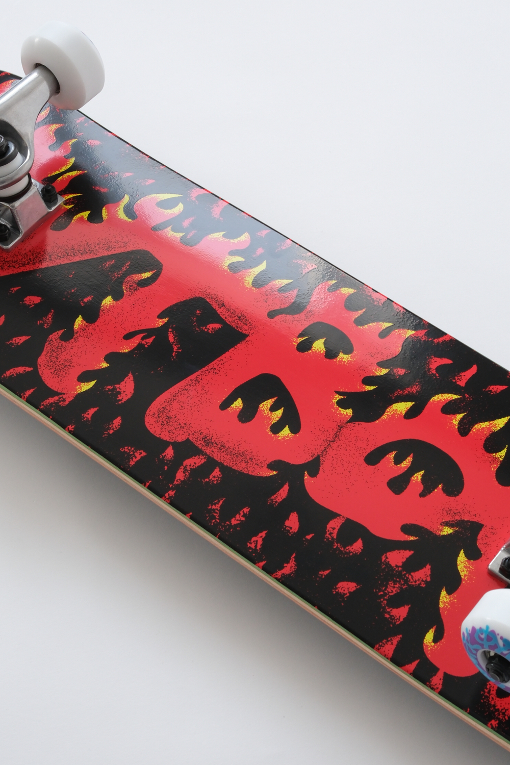 Скейтборд Футворк Пламя Красный 7.625”