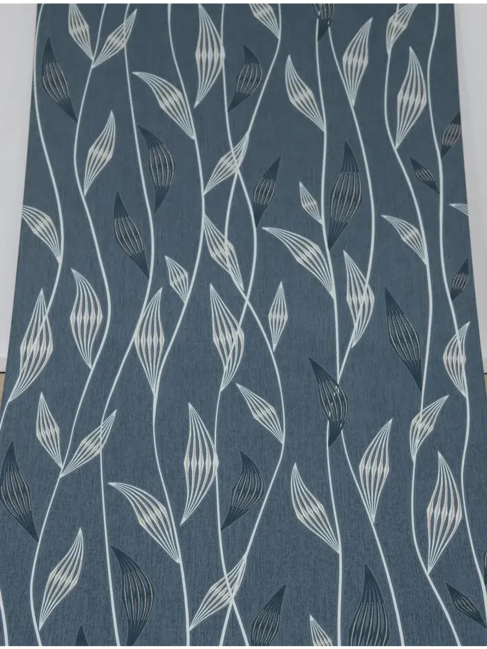 Обои флизелиновые 11211214 Les Essentiels Франция