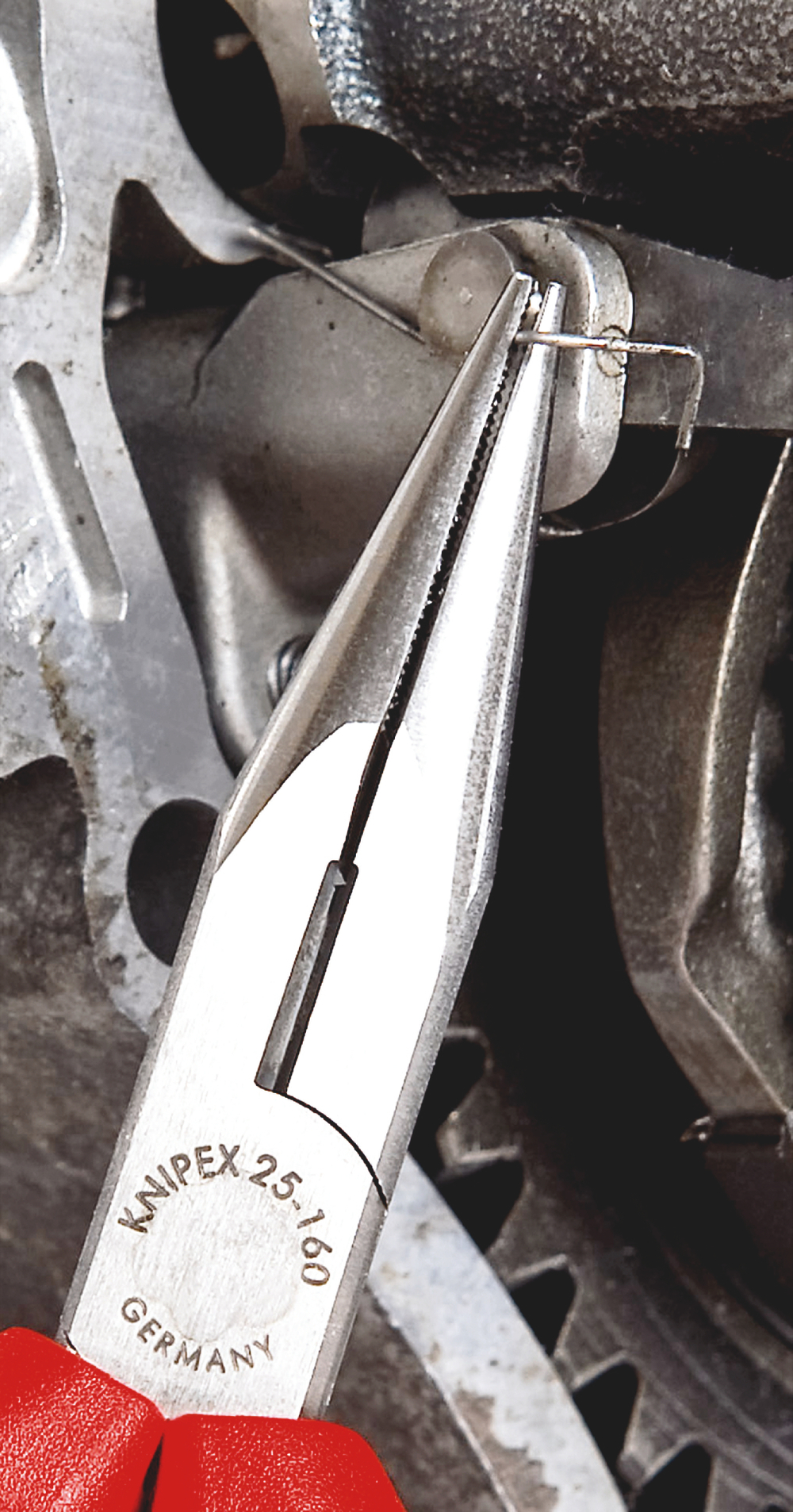 Длинногубцы чернёные KNIPEX 160 мм 2501160SB