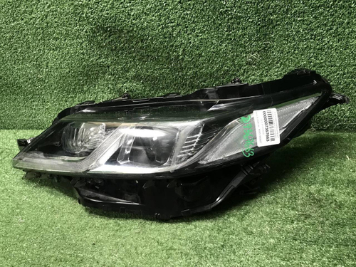 Битая Фара левая Toyota Camry xv70 (2017-н.в.) LED