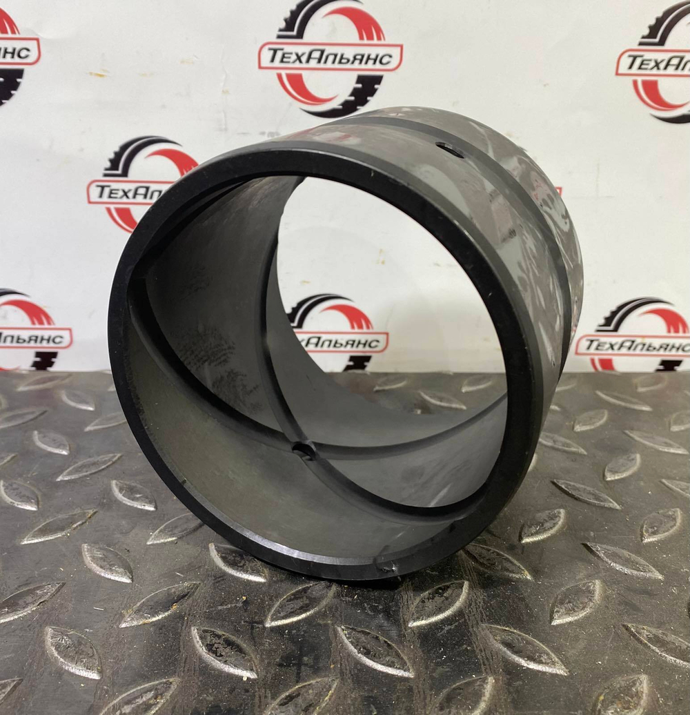 Втулка 208-70-13141