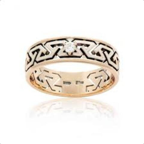 Кольцо из золота с бриллиантами