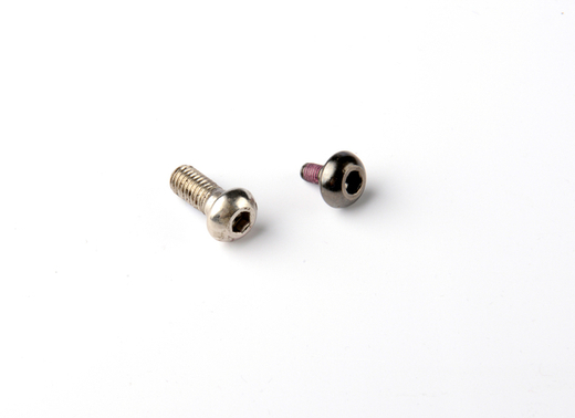 Аксель-болт 19 мм крепления боковых пластин к выносу