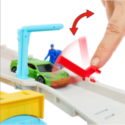 Matchbox - Турбо Циклон автомойка + игрушечная машинка JGB68