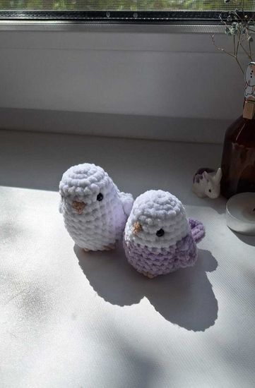 Вязаная игрушка ручной работы "Попугайчик"