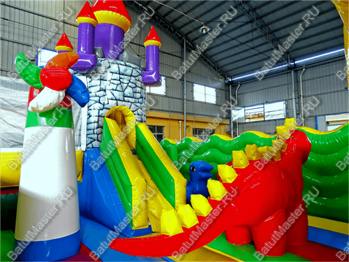 Большой надувной батут "Средневековье" 8*8*5 м