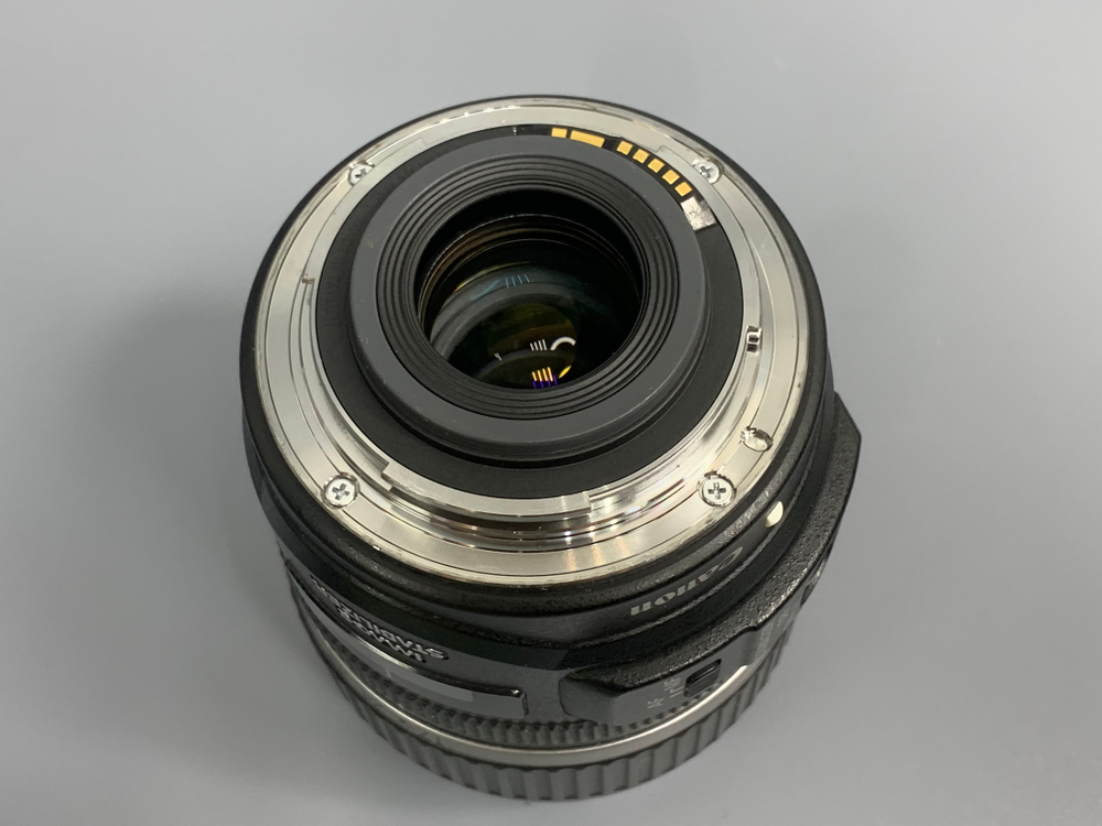 Canon EF-S 17-85mm IS USM пыль под линзой