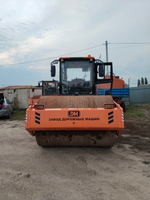 Завод дорожных машин DM* Каток DM-617 (Дизельный, 11,2 л, 179 л.с., АТ)