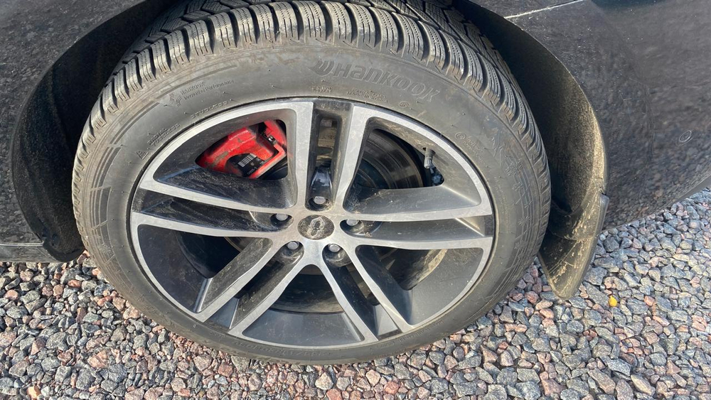 AITO M5 PHEV 1.5 4WD Extended Range Ultimate Version