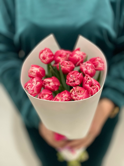 Букет пионовидных тюльпанов