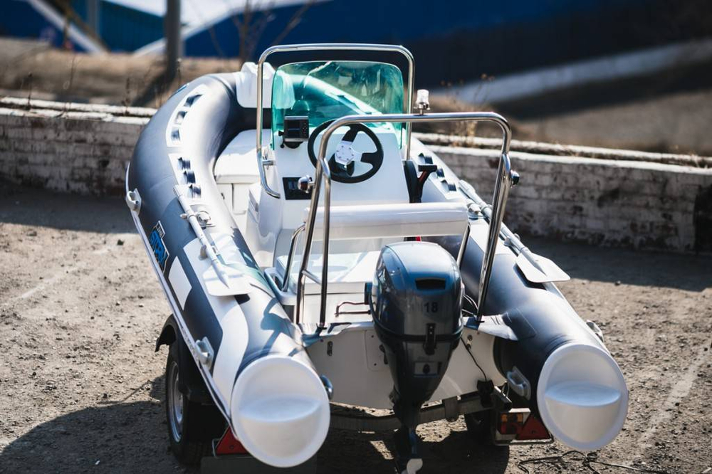 Лодка РИБ STORMLINE EXTRA 430