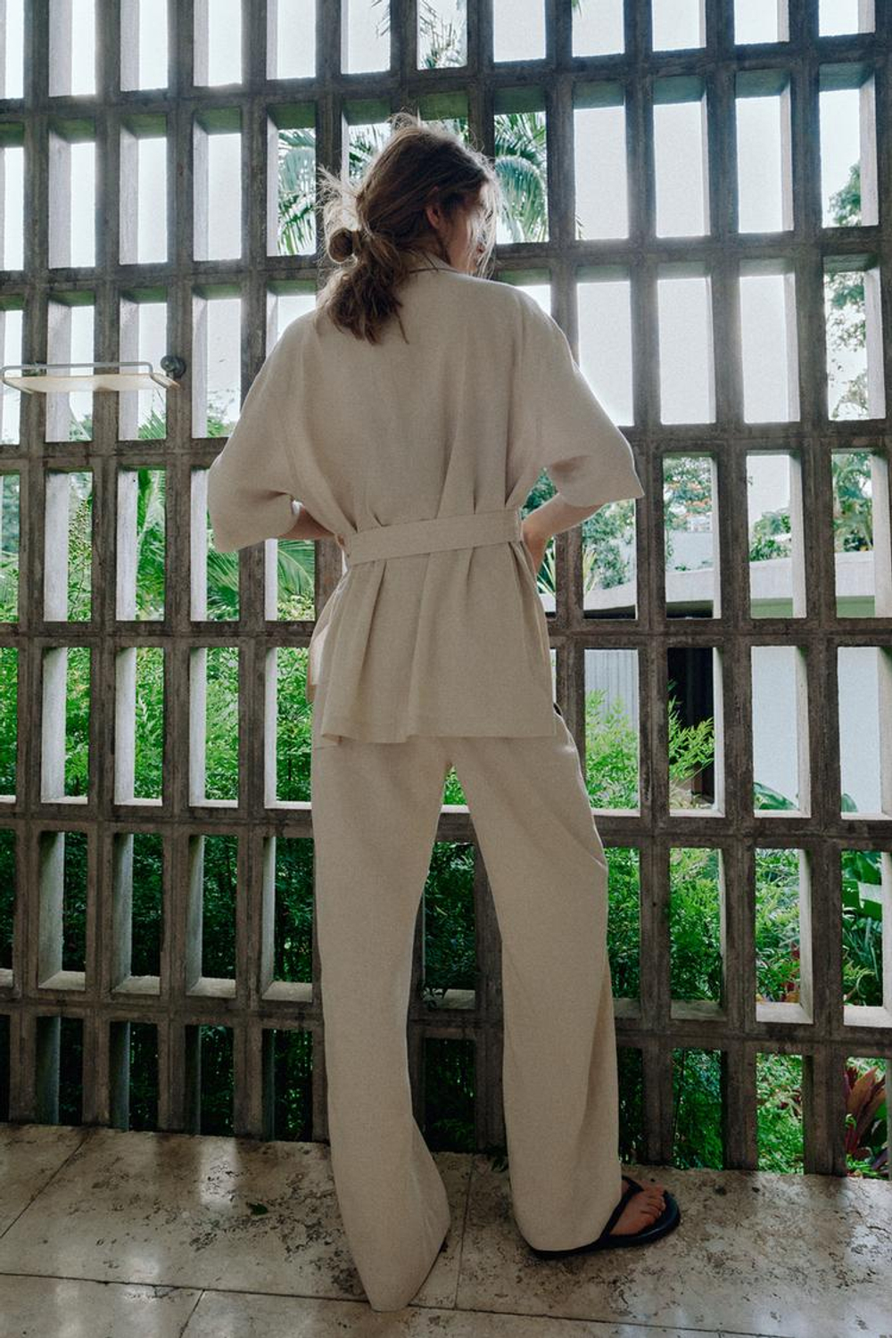 ZARA КУРТКА-САФАРИ ИЗ ЛЬНА С РЕМНЕМ, СВЕТЛО-БЕЖЕВЫЙ