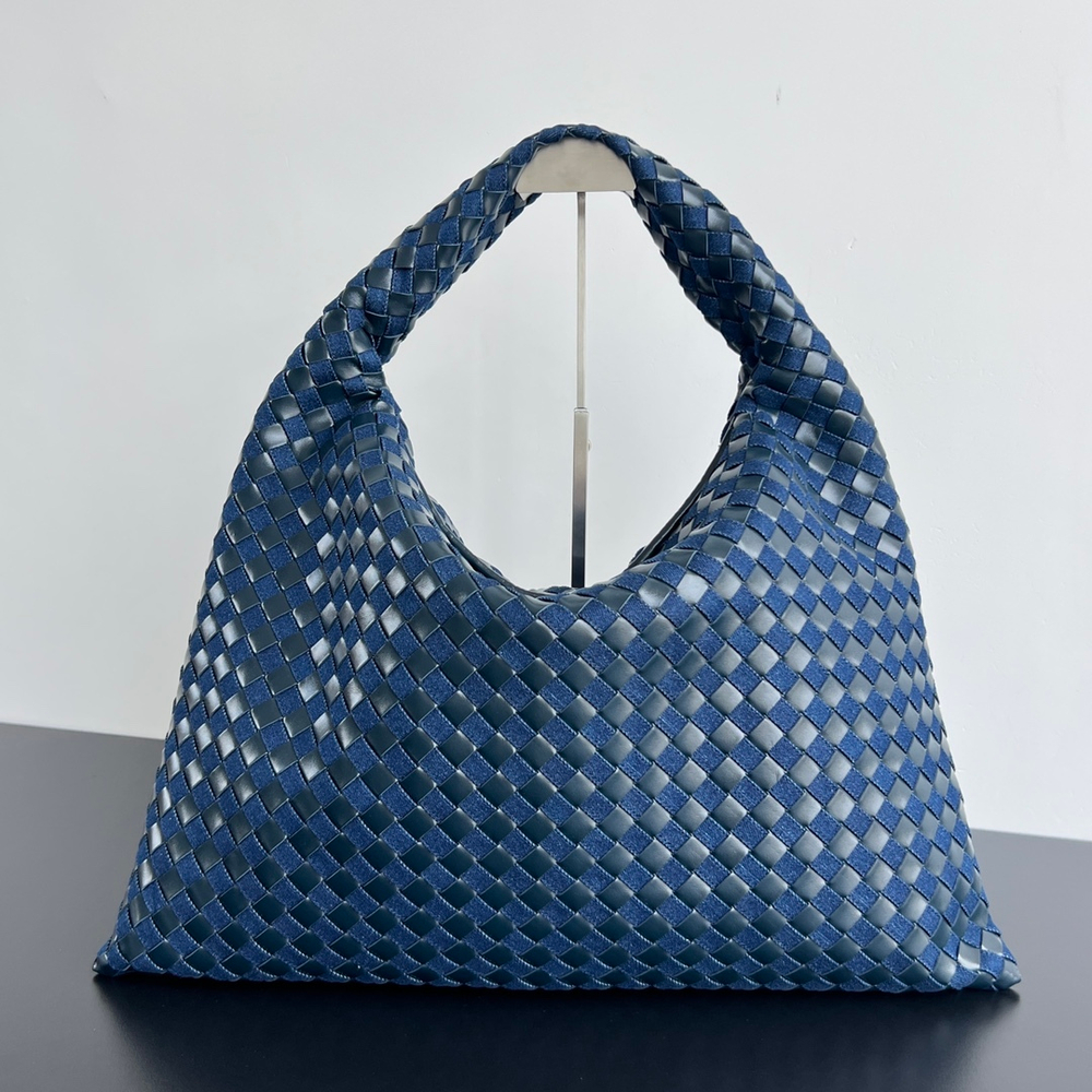 Bottega Veneta Large Hop 54 cm