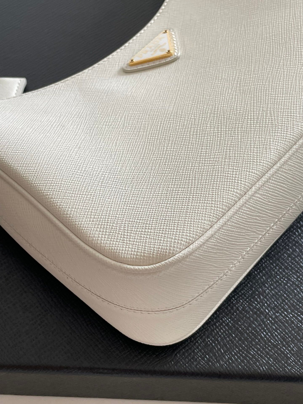 Prada Hobo Bag 22 cm