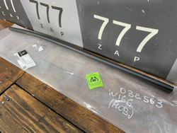 Уплотнитель радиатора верхний GL GLS (X166) Новый Оригинал A1666890098