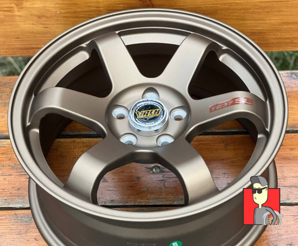 Комплект дисков Rays TE37 16x7 et30 5x114.3