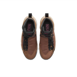 Nike Sacai X Magmascape "Light British Tan"