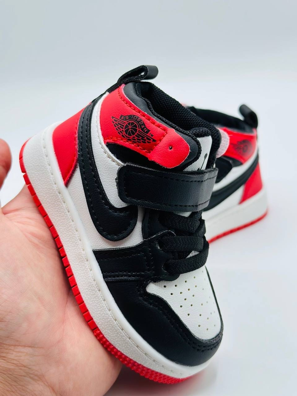 Детские кроссовочки Nike Air Jordan Kids