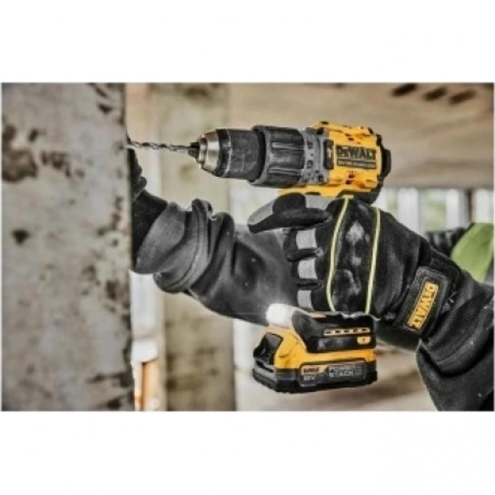 Шуруповерт DeWalt DCD805P2T-QW аккум. патрон:быстрозажимной (кейс в комплекте)