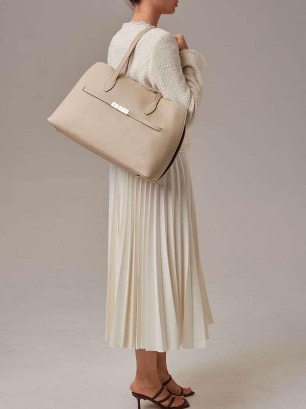 Кожаная сумка Bossy DBR 31382 бежевая пудра