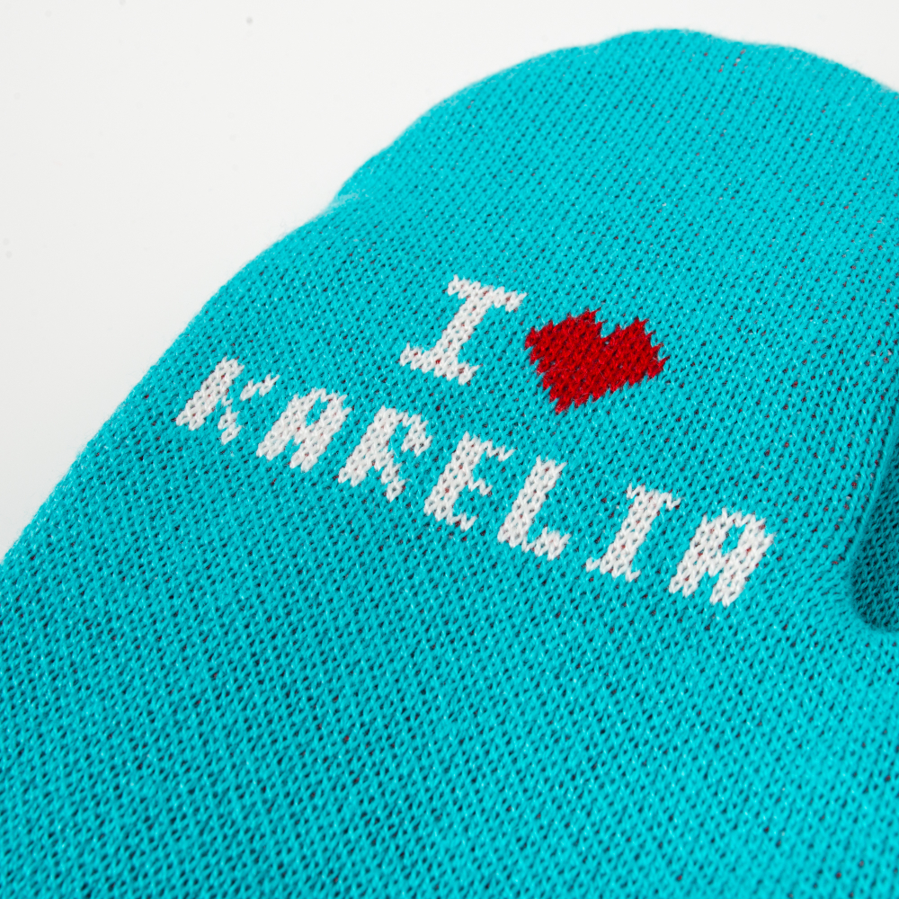 Бирюзовые вязаные варежки "I love Karelia"