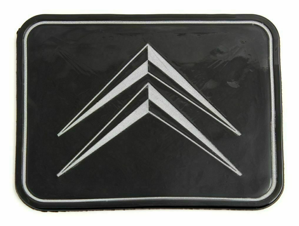 Коврик на панель BIG LOGO MAZDA 14*18см KING BIG LOGO